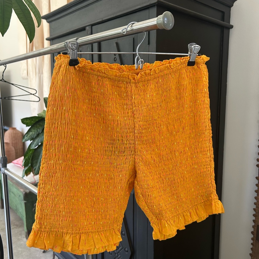Abacaxi Orange Speckled Rouched Ruffled Women's Bike Shorts Size Medium NWT